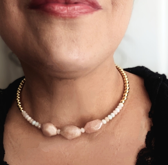 Natural Large Morganite Nugget & Beads With Gold Beads In Choker/Necklace - Picture 11 of 11